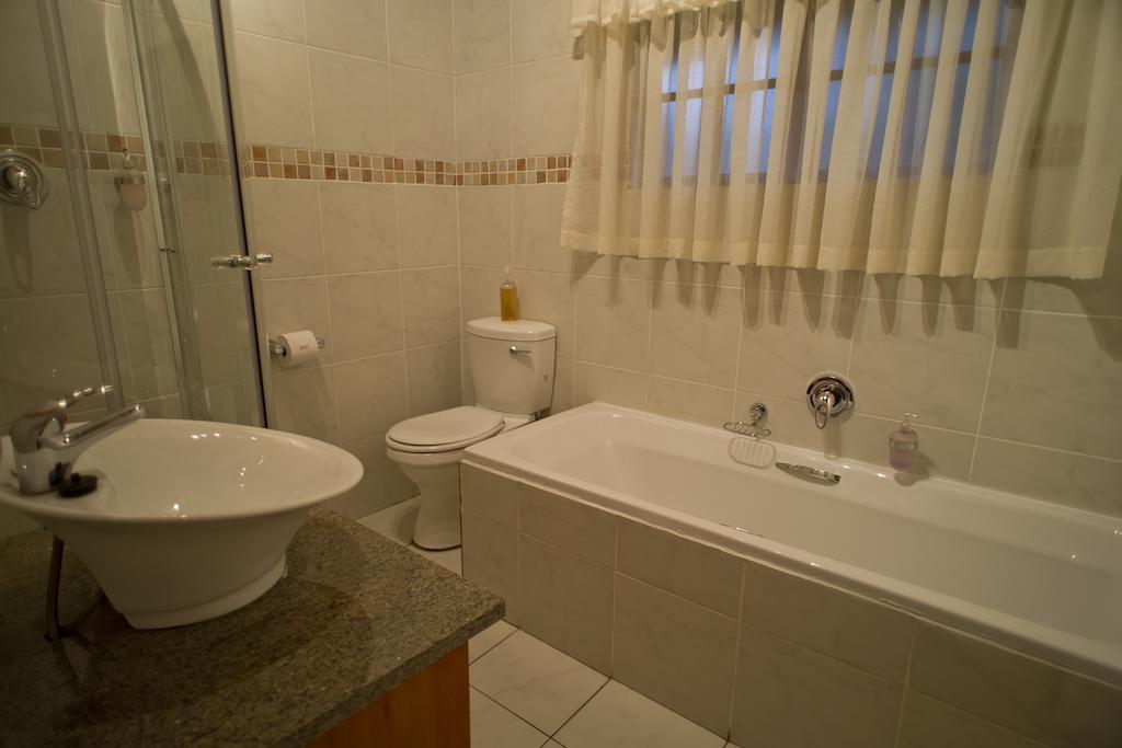 בלומפונטייין The Willows Guesthouse חדר תמונה